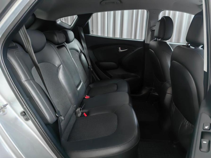 Hyundai ix35 I Москва  - изображение 10