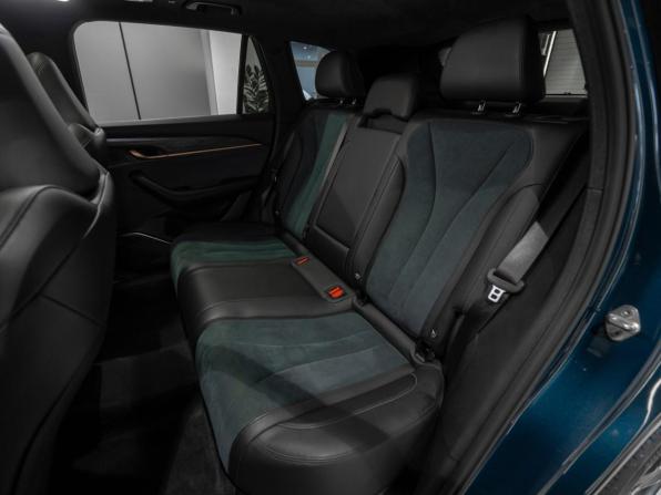 Geely Monjaro I с пробегом 2023 года, цена 3 390 000 рублей, 36730 км, внедорожник, Автокод Объявления