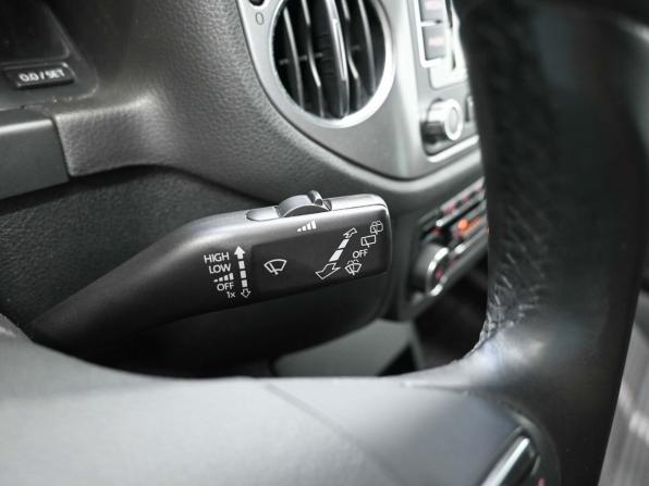 Volkswagen Tiguan I Рестайлинг с пробегом 2011 года, цена 1 489 900 рублей, 64329 км, внедорожник, Автокод Объявления