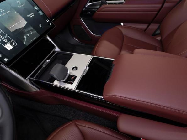 Land Rover Range Rover V с пробегом 2025 года, цена 25 300 000 рублей, 50 км, внедорожник, Автокод Объявления