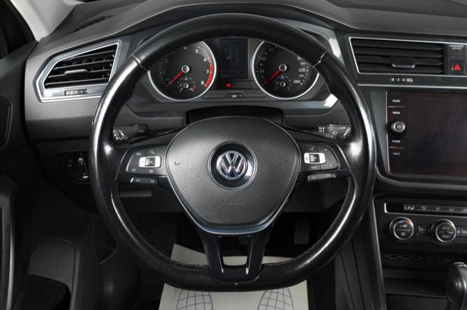 Volkswagen Tiguan II с пробегом 2019 года, цена 2 159 000 рублей, 163269 км, внедорожник, Автокод Объявления