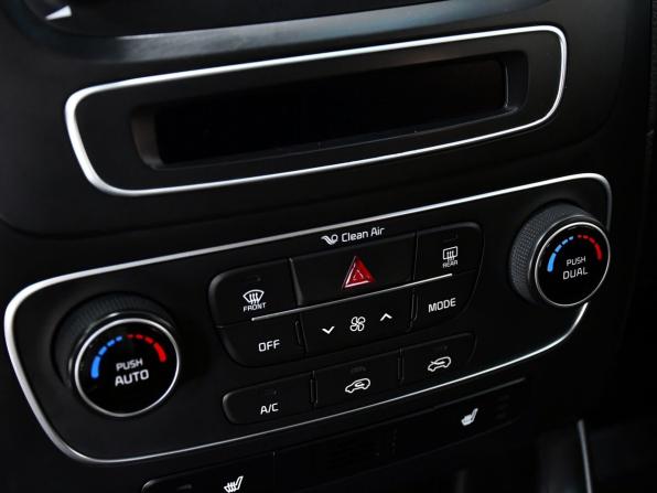 Kia Sorento II Рестайлинг с пробегом 2013 года, цена 1 797 000 рублей, 158000 км, внедорожник, Автокод Объявления