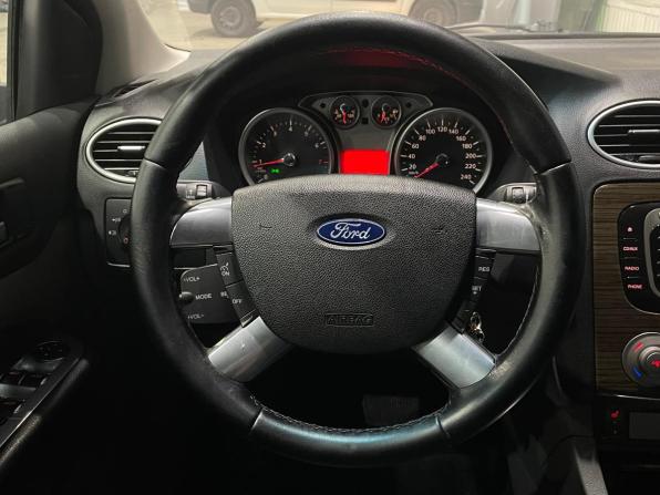 Ford Focus II Рестайлинг с пробегом 2008 года, цена 450 000 рублей, 204582 км, седан, Автокод Объявления