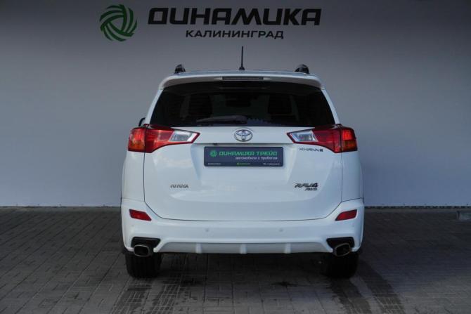 Toyota RAV4 IV (XA40) с пробегом 2015 года, цена 1 790 000 рублей, 215373 км, внедорожник, Автокод Объявления
