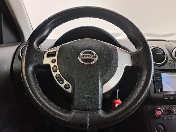 Nissan Qashqai I с пробегом 2008 года, цена 800 000 рублей, 251610 км, внедорожник, Автокод Объявления