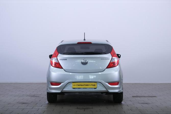 Hyundai Solaris I с пробегом 2013 года, цена 789 000 рублей, 200500 км, хэтчбек, Автокод Объявления