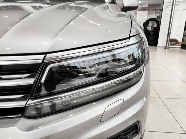 Volkswagen Tiguan II с пробегом 2018 года, цена 2 930 000 рублей, 62768 км, внедорожник, Автокод Объявления