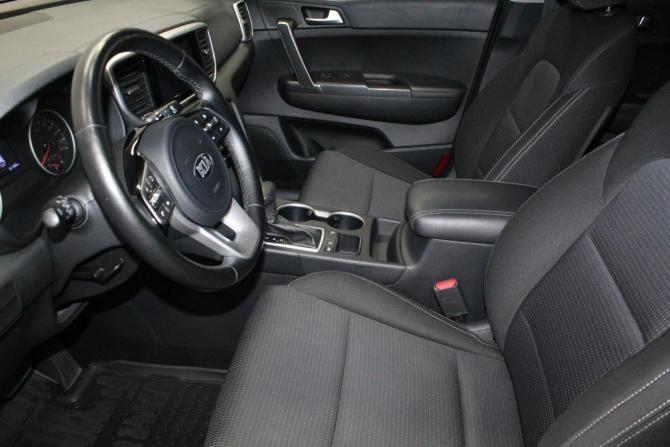 Kia Sportage IV Рестайлинг с пробегом 2018 года, цена 1 879 000 рублей, 152000 км, внедорожник, Автокод Объявления