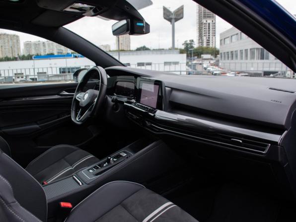 Volkswagen Golf VIII с пробегом 2020 года, цена 3 029 000 рублей, 43894 км, хэтчбек, Автокод Объявления