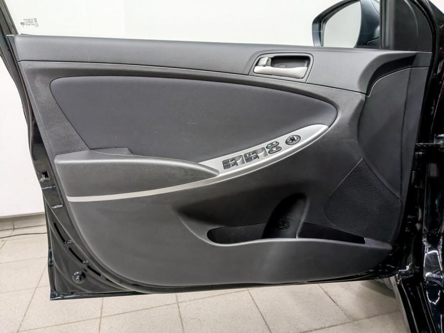 Hyundai Solaris I Рестайлинг Москва  - изображение 19
