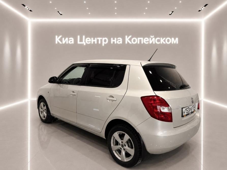 Skoda Fabia II Рестайлинг Челябинск  - изображение 4