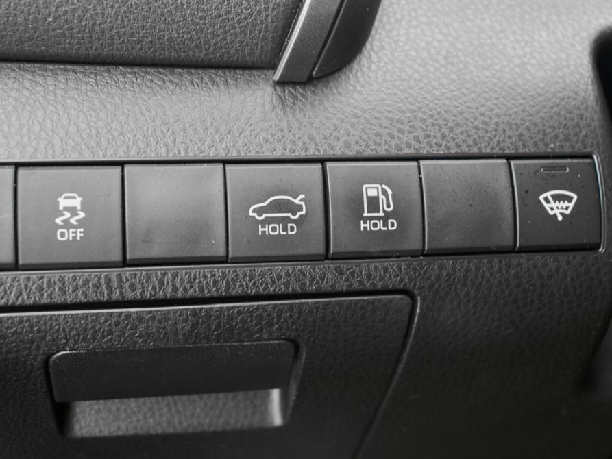 Toyota Camry VIII (XV70) Рестайлинг Екатеринбург  - изображение 21