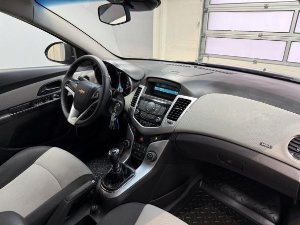 Chevrolet Cruze I с пробегом 2012 года, цена 750 000 рублей, 200319 км, хэтчбек, Автокод Объявления