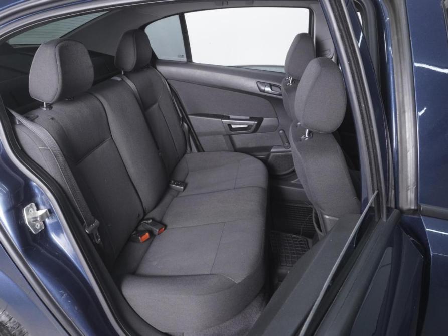 Opel Astra H Рестайлинг Ростов-на-Дону  - изображение 7