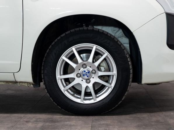 Toyota Probox I Рестайлинг с пробегом 2015 года, цена 600 000 рублей, 219377 км, универсал, Автокод Объявления
