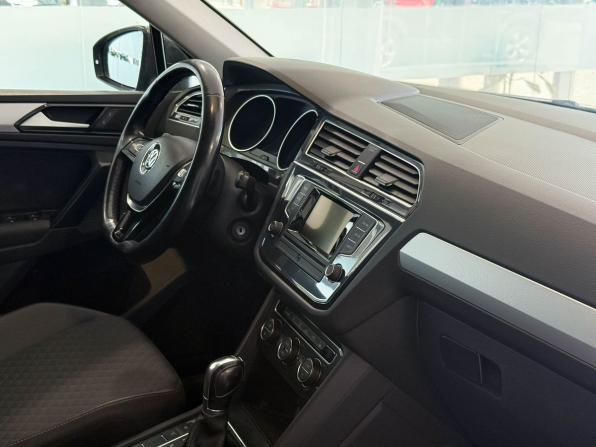 Volkswagen Tiguan II с пробегом 2017 года, цена 1 675 000 рублей, 233565 км, внедорожник, Автокод Объявления