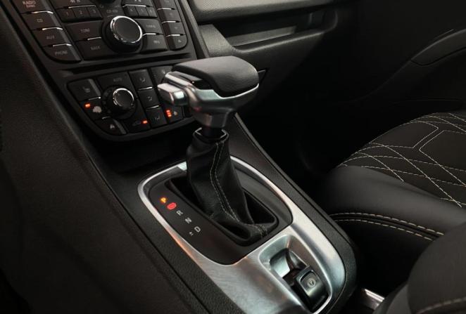 Opel Meriva B с пробегом 2013 года, цена 825 000 рублей, 123909 км, компактвэн, Автокод Объявления