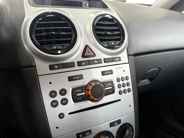 Opel Corsa D Рестайлинг II с пробегом 2013 года, цена 729 000 рублей, 165693 км, хэтчбек, Автокод Объявления