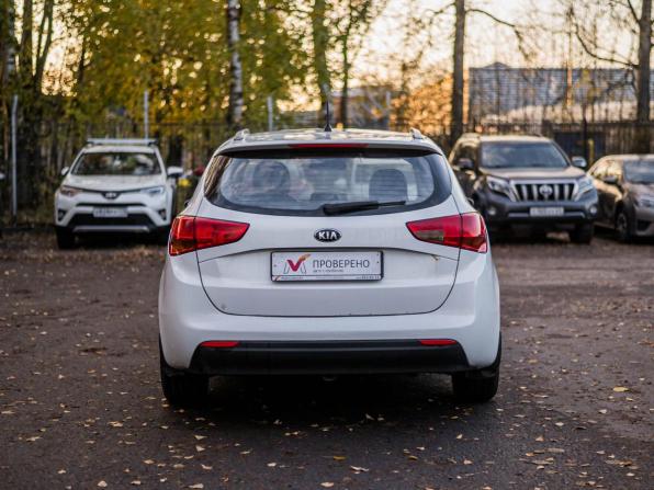 Kia Ceed II с пробегом 2015 года, цена 1 070 000 рублей, 170546 км, хэтчбек, Автокод Объявления