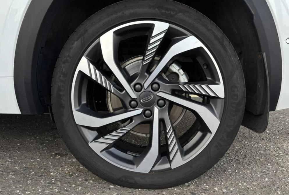 Geely Monjaro I Киров  - изображение 32