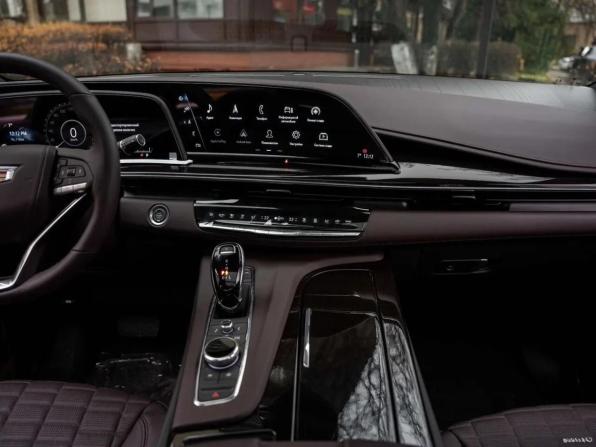 Cadillac Escalade V с пробегом 2024 года, цена 23 500 000 рублей, 18 км, внедорожник, Автокод Объявления