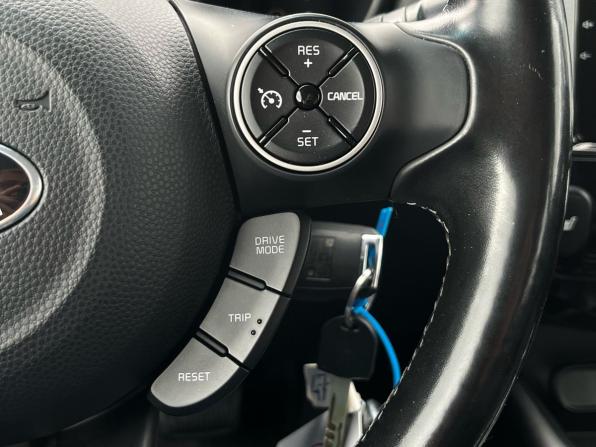 Kia Soul II Рестайлинг с пробегом 2017 года, цена 1 310 000 рублей, 140260 км, хэтчбек, Автокод Объявления