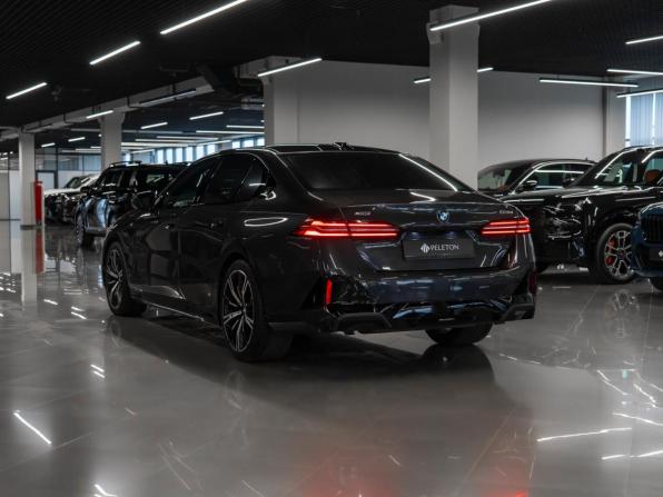 BMW 5 серии VIII (G60/G61/G68) с пробегом 2024 года, цена 7 850 000 рублей, 19653 км, седан, Автокод Объявления