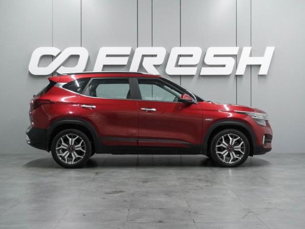 Kia Seltos I с пробегом 2021 года, цена 2 349 000 рублей, 66673 км, внедорожник, Автокод Объявления