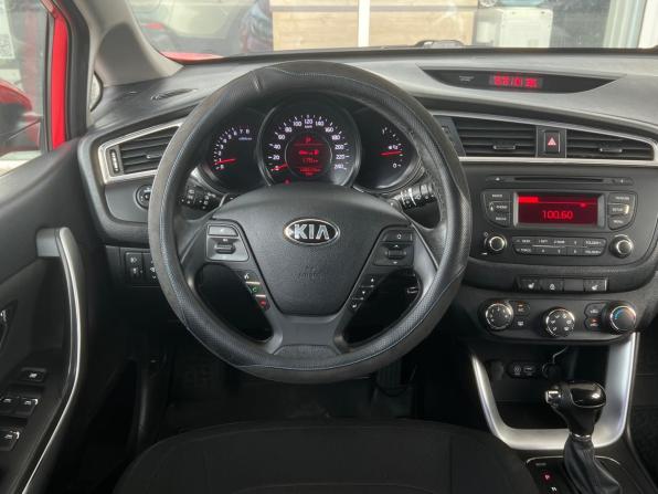 Kia Ceed II Рестайлинг с пробегом 2016 года, цена 1 319 000 рублей, 148547 км, хэтчбек, Автокод Объявления