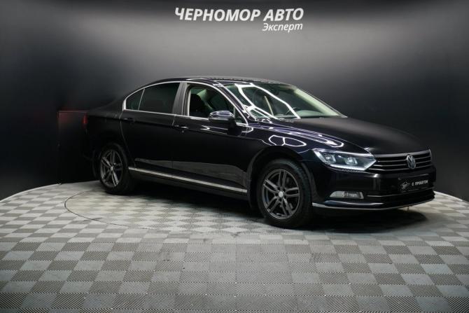 Volkswagen Passat B8 с пробегом 2017 года, цена 2 274 000 рублей, 193000 км, седан, Автокод Объявления
