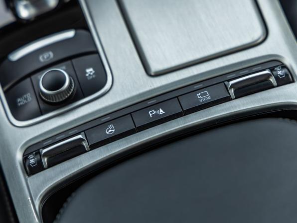 Kia Stinger I с пробегом 2018 года, цена 2 498 000 рублей, 106206 км, лифтбек, Автокод Объявления