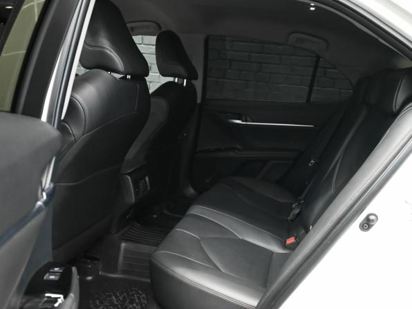Toyota Camry VIII (XV70) с пробегом 2019 года, цена 2 740 000 рублей, 40432 км, седан, Автокод Объявления
