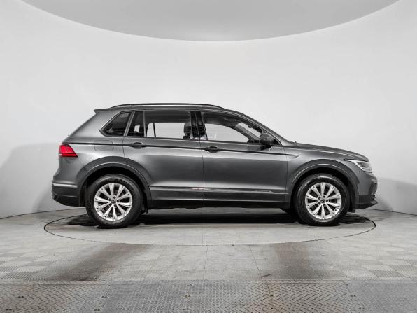 Volkswagen Tiguan II Рестайлинг с пробегом 2021 года, цена 2 560 000 рублей, 118551 км, внедорожник, Автокод Объявления