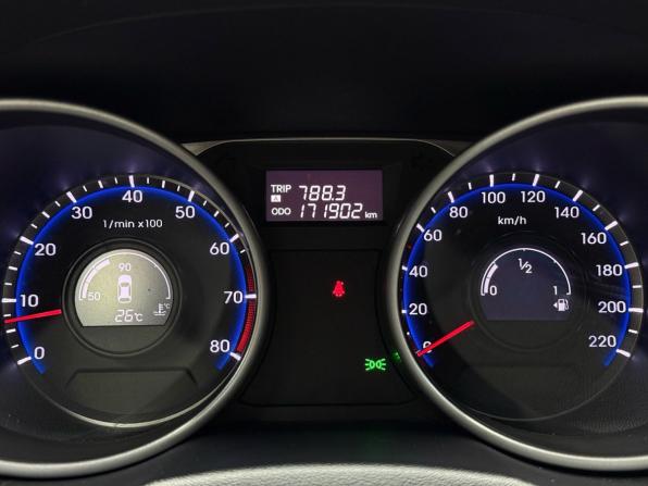 Hyundai ix35 I Рестайлинг с пробегом 2014 года, цена 1 599 000 рублей, 171902 км, внедорожник, Автокод Объявления