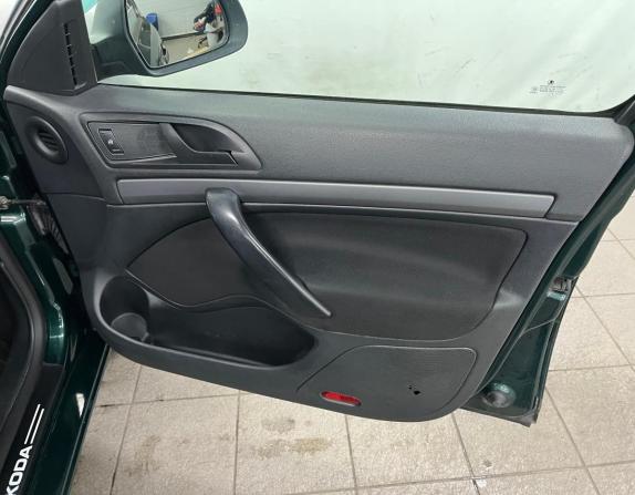 Skoda Octavia I (A4) Рестайлинг с пробегом 2010 года, цена 430 000 рублей, 270098 км, лифтбек, Автокод Объявления