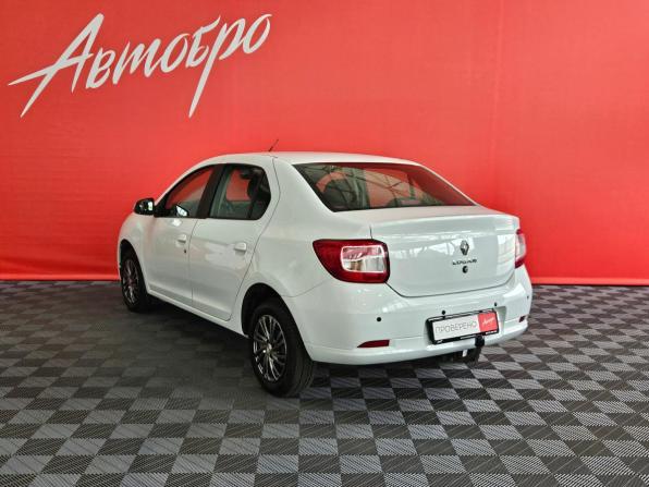 Renault Logan II Рестайлинг с пробегом 2022 года, цена 1 145 000 рублей, 46599 км, седан, Автокод Объявления