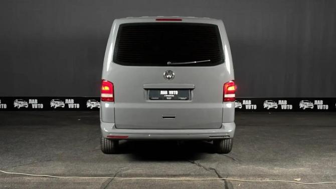 Volkswagen Caravelle T5 Рестайлинг с пробегом 2012 года, цена 1 776 471 рубль, 280000 км, минивэн, Автокод Объявления