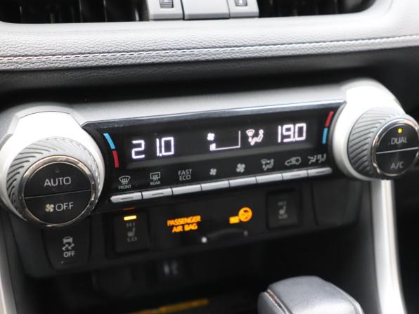 Toyota RAV4 V (XA50) с пробегом 2019 года, цена 3 250 000 рублей, 64000 км, внедорожник, Автокод Объявления