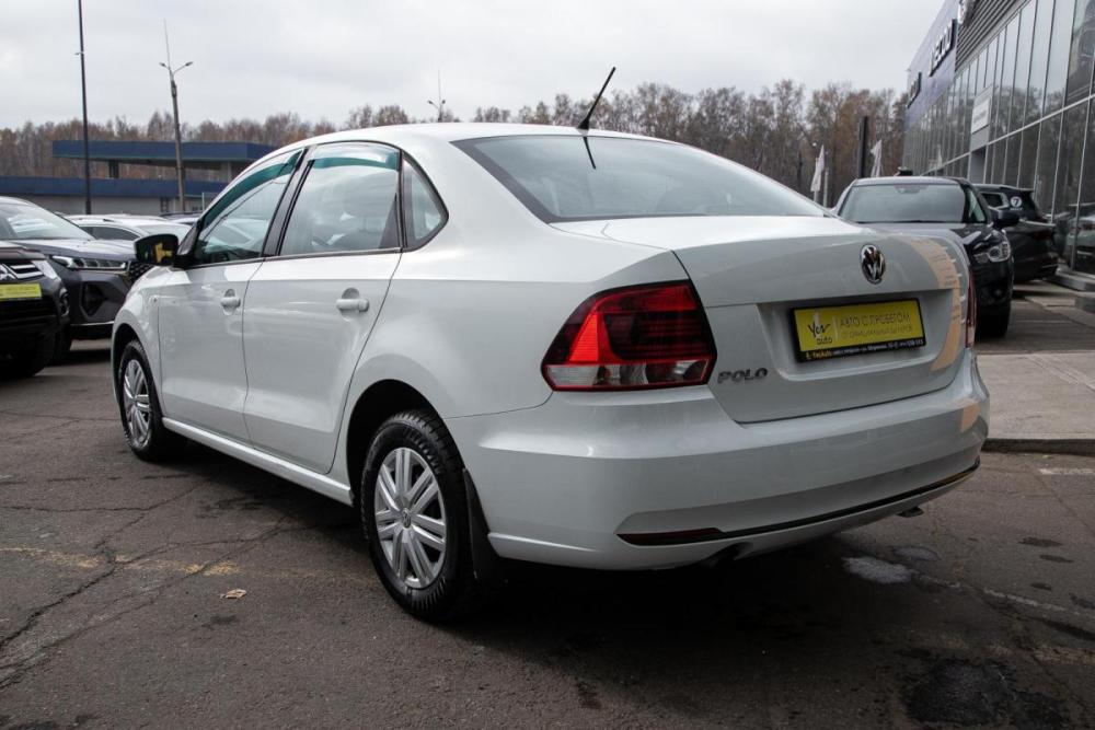 Volkswagen Polo V Рестайлинг Иркутск  - изображение 9