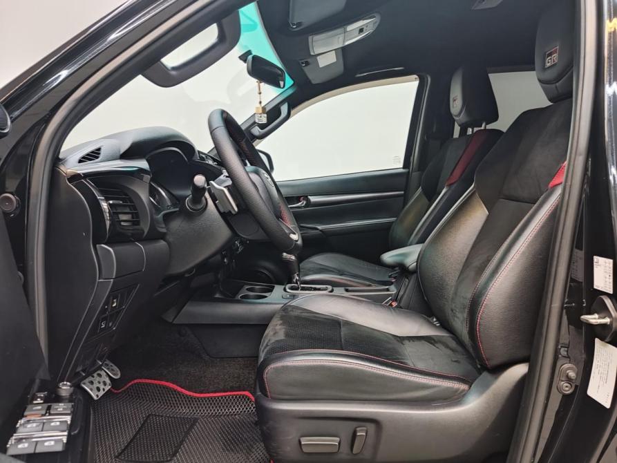 Toyota Hilux VIII Рестайлинг 2 Барнаул  - изображение 14