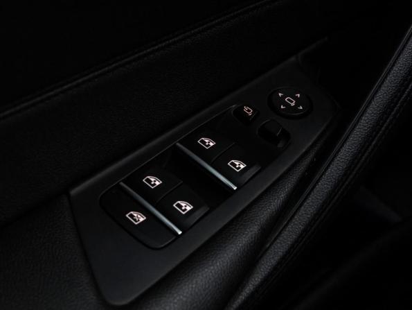 BMW 5 серии VII (G30/G31/G38) с пробегом 2017 года, цена 2 399 000 рублей, 132618 км, седан, Автокод Объявления