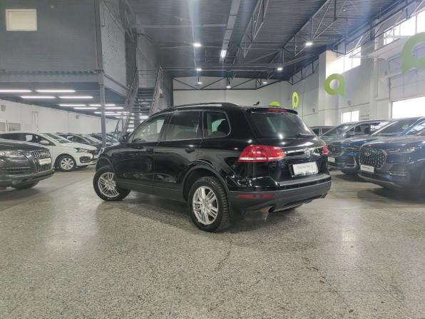 Volkswagen Touareg II Рестайлинг с пробегом 2015 года, цена 2 139 000 рублей, 151000 км, внедорожник, Автокод Объявления