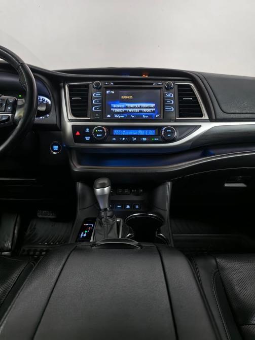 Toyota Highlander III (XU50) Рестайлинг Москва  - изображение 13