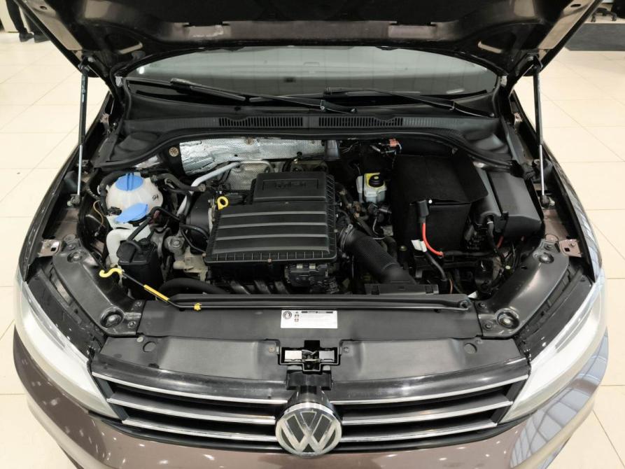 Volkswagen Jetta VI Рестайлинг Казань  - изображение 11
