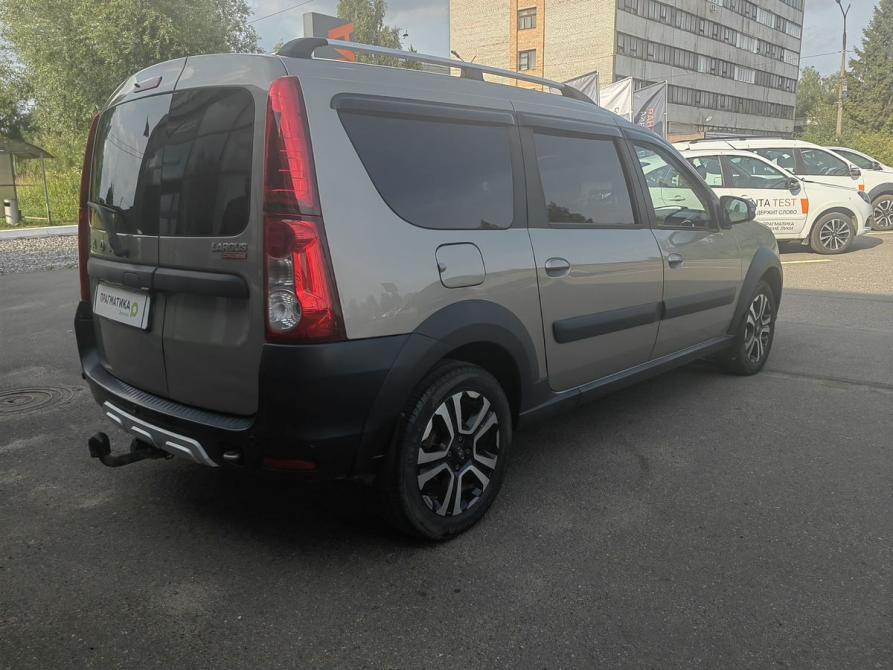 Lada (ВАЗ) Largus I Рестайлинг Великие Луки  - изображение 5