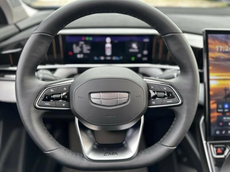 Geely Atlas II Мурманск  - изображение 12