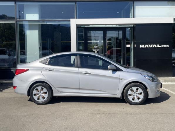 Hyundai Solaris I Рестайлинг с пробегом 2015 года, цена 1 079 000 рублей, 135048 км, седан, Автокод Объявления
