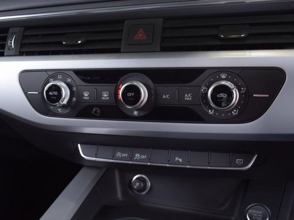Audi A4 V (B9) с пробегом 2016 года, цена 1 715 995 рублей, 63403 км, седан, Автокод Объявления