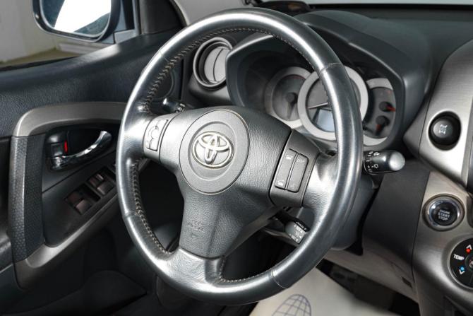 Toyota RAV4 III (XA30) с пробегом 2009 года, цена 1 209 000 рублей, 242000 км, внедорожник, Автокод Объявления