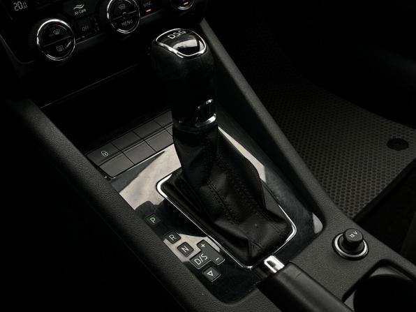 Skoda Octavia III (A7) Рестайлинг с пробегом 2019 года, цена 1 658 900 рублей, 141554 км, лифтбек, Автокод Объявления